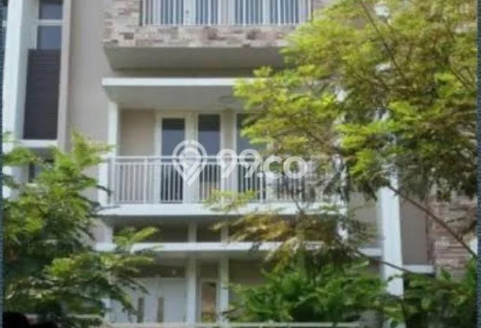 Hunian Eksklusif Siap Huni LT 135m2 di Kelapa Gading, Jakarta Utara Hunian Eksklusif Siap Huni LT 135m2 di Kelapa Gading, Jakarta Utara