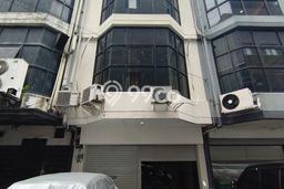 Ruko Dijual di Prime Area Jakarta Barat Luas 235m2 Ruko Dijual di Prime Area Jakarta Barat Luas 235m2
