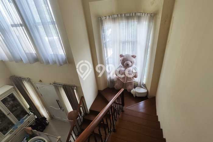 Jual Rumah Mewah Megah Dengan View Eksklusif di BSD Green Wich, Tangerang Jual Rumah Mewah Megah Dengan View Eksklusif di BSD Green Wich, Tangerang