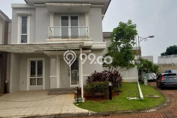 Jual Rumah Mewah Elegan Dengan View Cantik di Gading Serpong, Tangerang Jual Rumah Mewah Elegan Dengan View Cantik di Gading Serpong, Tangerang