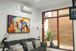 Hunian Elit LB 160m2 Siap Pakai Desain Elegan di Gading Serpong, Tangerang Hunian Elit LB 160m2 Siap Pakai Desain Elegan di Gading Serpong, Tangerang