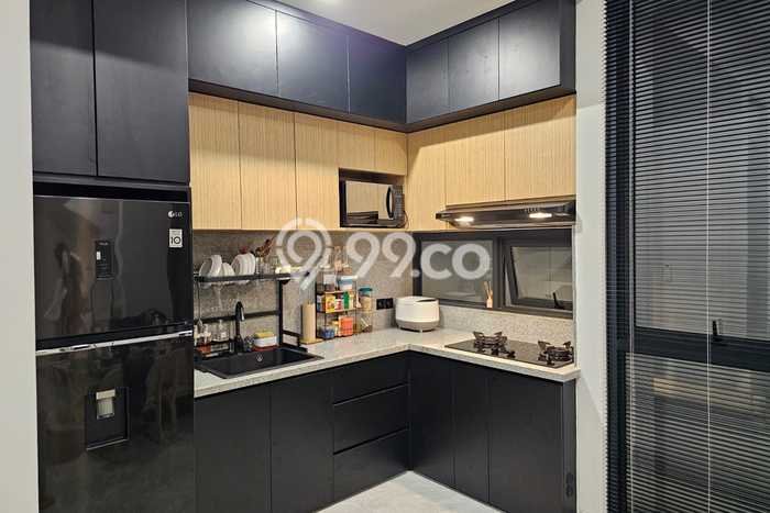 Rumah Elit Modern Tanpa Renovasi di BSD Green Wich Tangerang Rumah Elit Modern Tanpa Renovasi di BSD Green Wich Tangerang