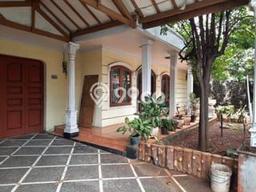 Hunian Elit LB 360m2 Siap Pakai Desain Elegan di Utan Kayu, Jakarta Timur Hunian Elit LB 360m2 Siap Pakai Desain Elegan di Utan Kayu, Jakarta Timur