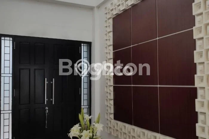 Jual Rumah Mewah Elegan Dengan View Eksklusif di Sentul City, Bogor Jual Rumah Mewah Elegan Dengan View Eksklusif di Sentul City, Bogor