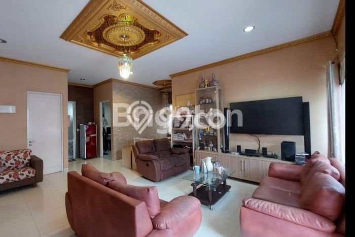 Hunian Elit LB 350m2 Siap Pakai Desain Elegan di Sentul City, Bogor Hunian Elit LB 350m2 Siap Pakai Desain Elegan di Sentul City, Bogor