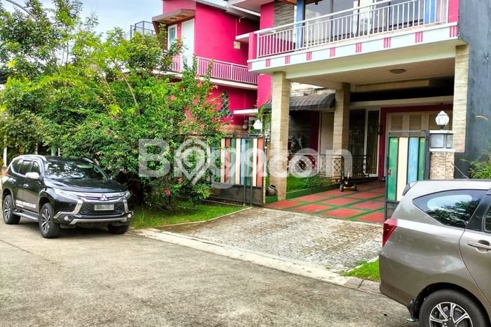 Hunian Elit LB 350m2 Siap Pakai Desain Elegan di Sentul City, Bogor Hunian Elit LB 350m2 Siap Pakai Desain Elegan di Sentul City, Bogor