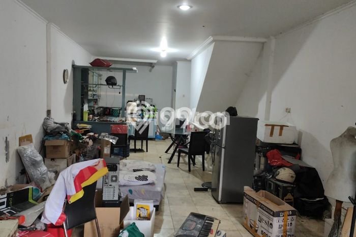 Ruko Kawasan Pajajaran, Luas 261m², Area Komersial, Disewakan Ruko Kawasan Pajajaran, Luas 261m², Area Komersial, Disewakan