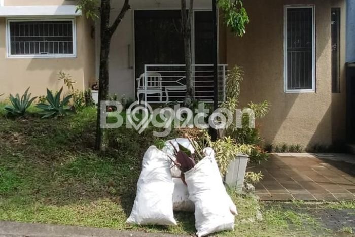 Rumah Minimalis 3 Kamar LT 162m2 di Sentul City Rumah Minimalis 3 Kamar LT 162m2 di Sentul City