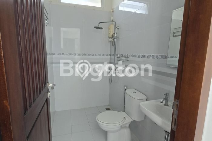 Rumah Luxury Modern Siap Huni di Sentul City Bogor Rumah Luxury Modern Siap Huni di Sentul City Bogor