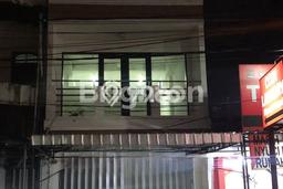 Lahan Strategis di Denpasar Barat Dijual dengan Luas 186m2 Lahan Strategis di Denpasar Barat Dijual dengan Luas 186m2
