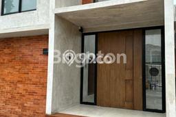 Rumah Luxury Modern Tanpa Renovasi di Sentul City Bogor Rumah Luxury Modern Tanpa Renovasi di Sentul City Bogor