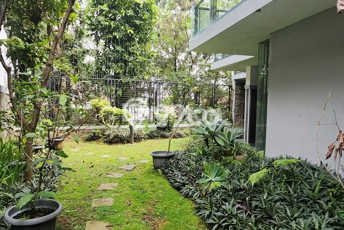 Disewakan! Rumah 4 Kamar Tidur &
3 Kamar Mandi di Sentul City, Bogor Disewakan! Rumah 4 Kamar Tidur &
3 Kamar Mandi di Sentul City, Bogor