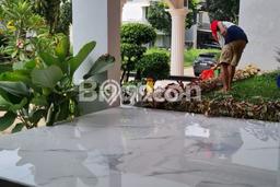 Rumah kawasan , Dekat Fasilitas, 4 KT, LT 350m2m² LB 400m2m² Rumah kawasan , Dekat Fasilitas, 4 KT, LT 350m2m² LB 400m2m²