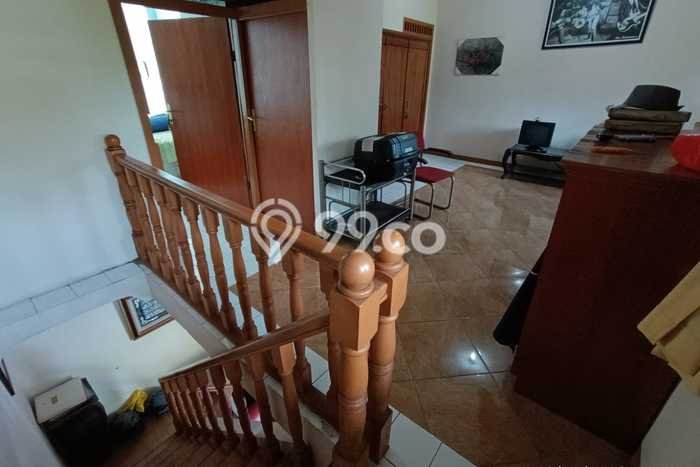 Dijual Rumah Mewah Elegan Dengan View Eksklusif di Kembangan Selatan, Jakarta Barat Dijual Rumah Mewah Elegan Dengan View Eksklusif di Kembangan Selatan, Jakarta Barat
