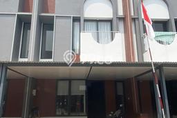 Rumah Strategis 2 KT Luas Tanah 50m² di BSD City, Tangerang Rumah Strategis 2 KT Luas Tanah 50m² di BSD City, Tangerang
