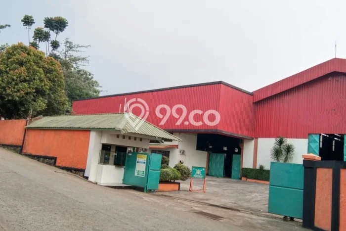 INVESTASI MENGUNTUNGKAN! Gudang di Citeureup, Luas 4000m², Kawasan Komersial INVESTASI MENGUNTUNGKAN! Gudang di Citeureup, Luas 4000m², Kawasan Komersial