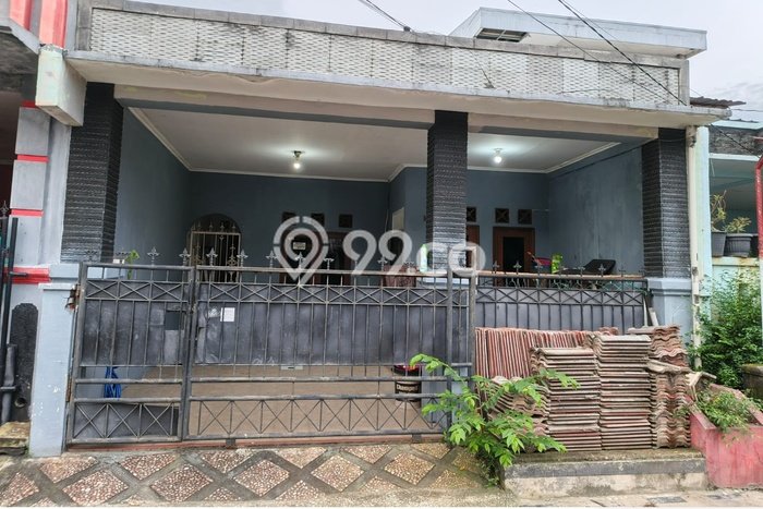 Rumah Modern 3 KT di Golden City Bekasi Semi Furnished Rumah Modern 3 KT di Golden City Bekasi Semi Furnished