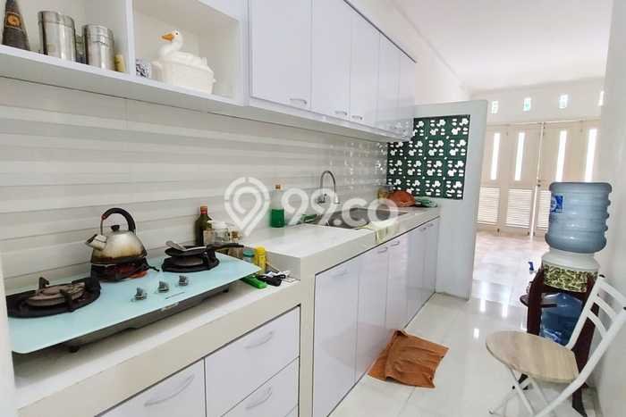 Rumah Mewah Dijual LT 182m2 di Kelapa Gading, Jakarta Utara Rumah Mewah Dijual LT 182m2 di Kelapa Gading, Jakarta Utara