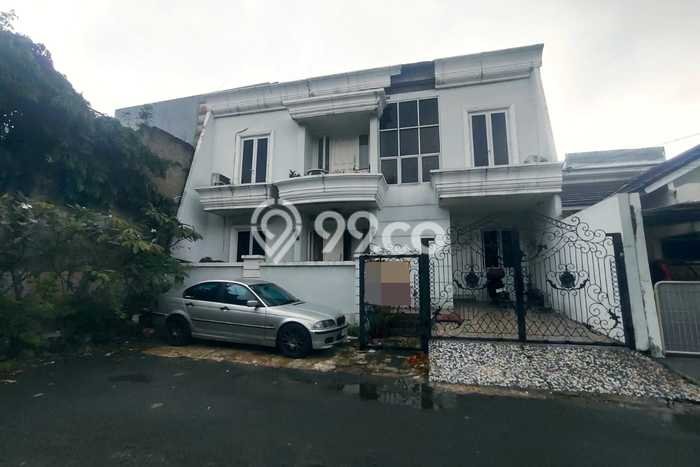 Hunian Mewah LB 235m2 Siap Pakai Desain Elegan di Pondok Bambu, Jakarta Timur Hunian Mewah LB 235m2 Siap Pakai Desain Elegan di Pondok Bambu, Jakarta Timur