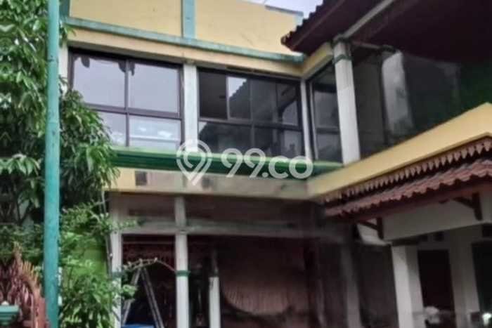 Hunian Mewah LB 279m2 Siap Huni Desain Elegan di Halim Perdana Kusuma, Jakarta Timur Hunian Mewah LB 279m2 Siap Huni Desain Elegan di Halim Perdana Kusuma, Jakarta Timur