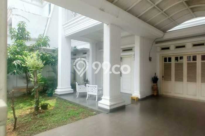Siap Huni Rumah Mewah 6 Kamar di Tambun Selatan Dekat ke Mana Pun Siap Huni Rumah Mewah 6 Kamar di Tambun Selatan Dekat ke Mana Pun