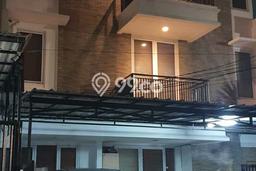 Siap Huni Rumah Mewah 7 Kamar di Kelapa Gading Dekat ke Mana Saja Siap Huni Rumah Mewah 7 Kamar di Kelapa Gading Dekat ke Mana Saja