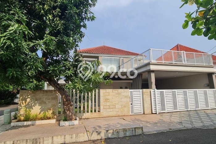 Siap Huni Rumah Mewah 5 Kamar di Karawang Barat Dekat ke Mana Pun Siap Huni Rumah Mewah 5 Kamar di Karawang Barat Dekat ke Mana Pun