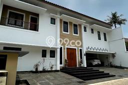 Disewakan Rumah Murah di Kemang Jakarta Selatan dengan 4 KT Disewakan Rumah Murah di Kemang Jakarta Selatan dengan 4 KT