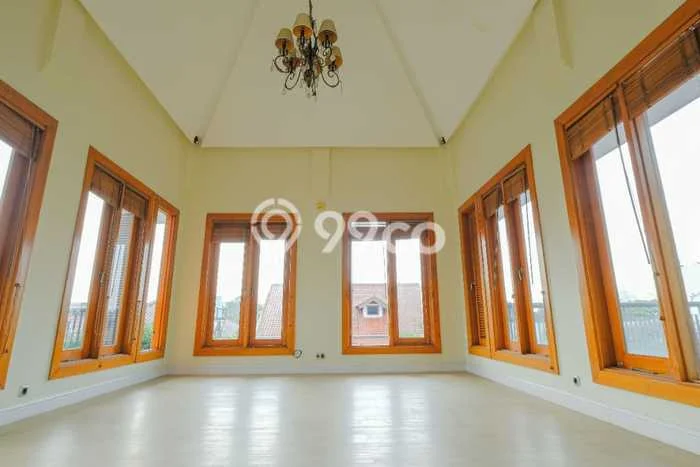 HARGA TERBAIK! Rumah area , 5 KT, Lingkungan Asri, Luas 600m2m² LB 800m2m² HARGA TERBAIK! Rumah area , 5 KT, Lingkungan Asri, Luas 600m2m² LB 800m2m²