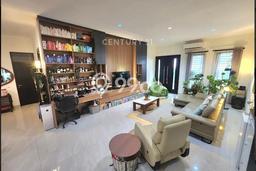 HUNIAN BERKELAS! Rumah Premium Kemanggisan, Jakarta Barat, LT 180m2m² Luas Bangunan 330m2m² HUNIAN BERKELAS! Rumah Premium Kemanggisan, Jakarta Barat, LT 180m2m² Luas Bangunan 330m2m²