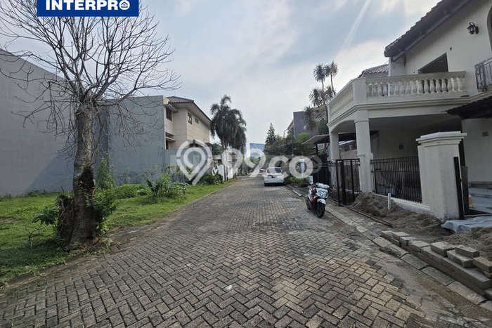 Tanah Dijual di Jakarta Barat Seluas 293m2 Strategis Tanah Dijual di Jakarta Barat Seluas 293m2 Strategis