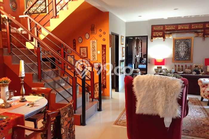 Rumah Mewah LB 203m2 Siap Huni Desain Elegan di Bandung Kota, Bandung Rumah Mewah LB 203m2 Siap Huni Desain Elegan di Bandung Kota, Bandung