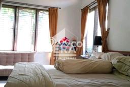 Rumah Mewah LB 225m2 Siap Huni Desain Elegan di Sektor 9-Bintaro, Tangerang Selatan Rumah Mewah LB 225m2 Siap Huni Desain Elegan di Sektor 9-Bintaro, Tangerang Selatan