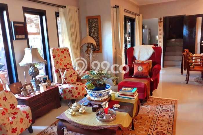 Rumah Mewah LB 203m2 Siap Huni Desain Elegan di Bandung Kota, Bandung Rumah Mewah LB 203m2 Siap Huni Desain Elegan di Bandung Kota, Bandung
