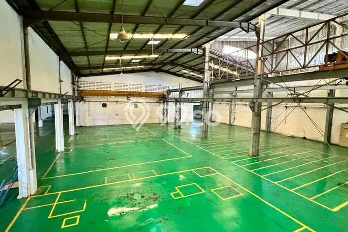 Disewakan Gudang di Kawasan Ramai Jababeka Luas 2205m2 Disewakan Gudang di Kawasan Ramai Jababeka Luas 2205m2