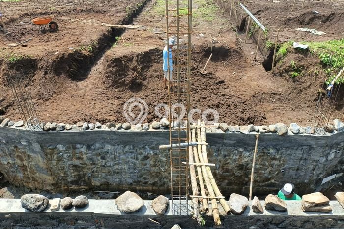 Rumah Luas Asri 10 KT Siap Pakai di Tlogomas Malang Rumah Luas Asri 10 KT Siap Pakai di Tlogomas Malang