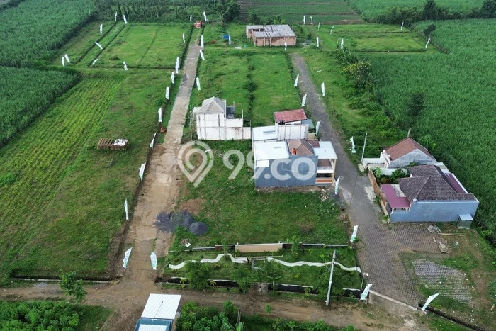 Jarang Ada! Tanah di Pakis Punya Luas 66m2 SHM Jarang Ada! Tanah di Pakis Punya Luas 66m2 SHM