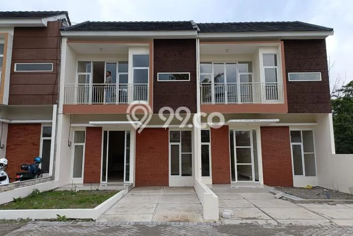 Jual Rumah Favorit Siap Huni LB 90m2 di Junrejo, Batu Jual Rumah Favorit Siap Huni LB 90m2 di Junrejo, Batu
