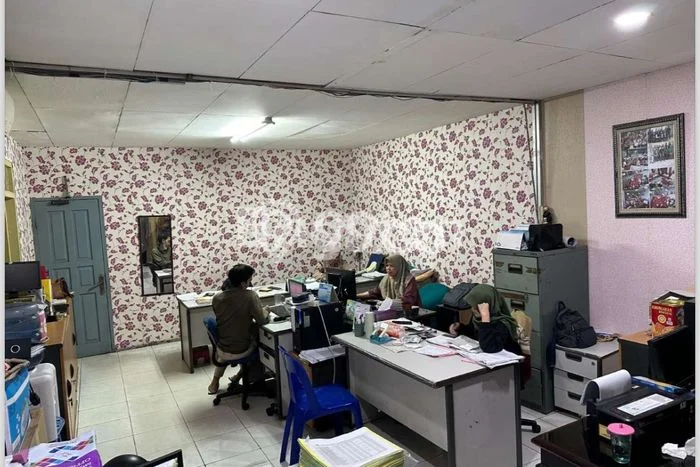 Ruko Premium di , Luas 262m2m², Area Bisnis, Lokasi Ramai Ruko Premium di , Luas 262m2m², Area Bisnis, Lokasi Ramai
