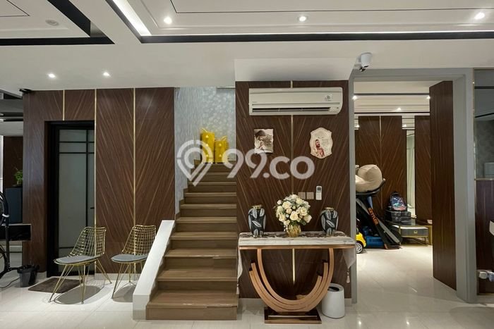 Dijual Rumah Mewah Megah Dengan View Eksklusif di Pantai Indah Kapuk, Jakarta Utara Dijual Rumah Mewah Megah Dengan View Eksklusif di Pantai Indah Kapuk, Jakarta Utara