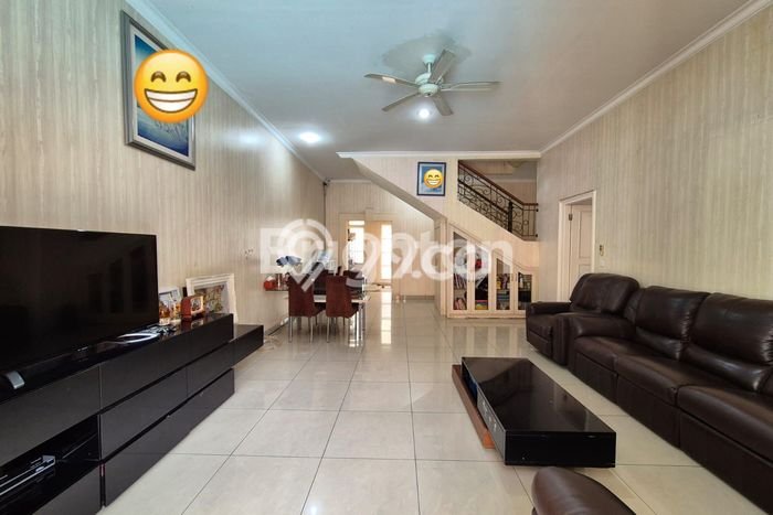 Dijual Rumah Luas Megah Dengan View Eksklusif di Pantai Indah Kapuk, Jakarta Utara Dijual Rumah Luas Megah Dengan View Eksklusif di Pantai Indah Kapuk, Jakarta Utara