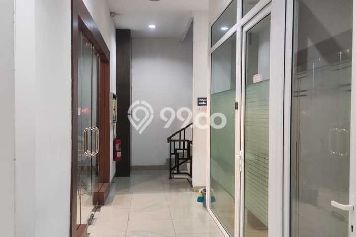 Gudang Dijual di Jakarta Utara LT 450m2 & LB 1200m2 Lokasi Terbaik! Gudang Dijual di Jakarta Utara LT 450m2 & LB 1200m2 Lokasi Terbaik!