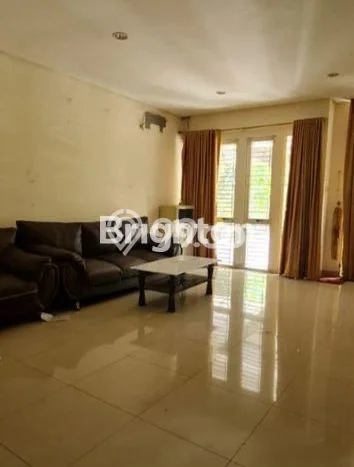 Rumah Elit Modern Siap Huni di Pantai Indah Kapuk Jakarta Utara Rumah Elit Modern Siap Huni di Pantai Indah Kapuk Jakarta Utara