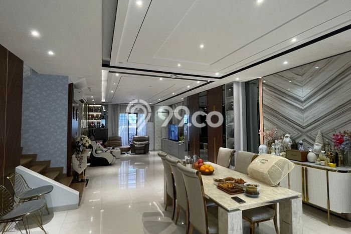 Dijual Rumah Mewah Megah Dengan View Eksklusif di Pantai Indah Kapuk, Jakarta Utara Dijual Rumah Mewah Megah Dengan View Eksklusif di Pantai Indah Kapuk, Jakarta Utara