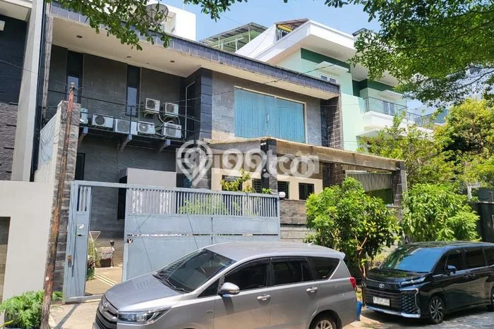 Hunian Elit LB 300m2 Siap Huni Desain Elegan di Pluit, Jakarta Utara Hunian Elit LB 300m2 Siap Huni Desain Elegan di Pluit, Jakarta Utara