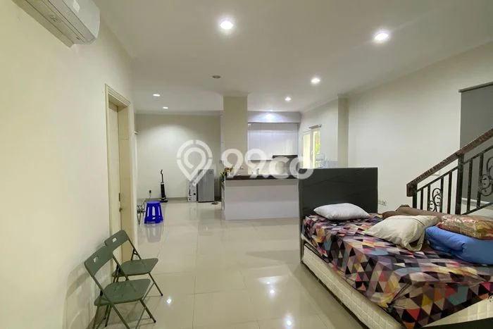 Rumah Sewa Tangerang LT 173m2 LB 150m2 Kawasan Gading Serpong Rumah Sewa Tangerang LT 173m2 LB 150m2 Kawasan Gading Serpong