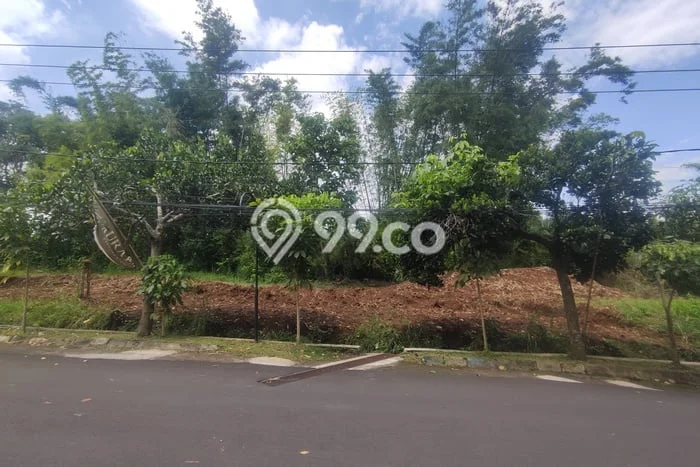 Kos-kosan Dijual di Dau, Malang, 10 KT, 10 KM, Bangunan 160m2 Kos-kosan Dijual di Dau, Malang, 10 KT, 10 KM, Bangunan 160m2