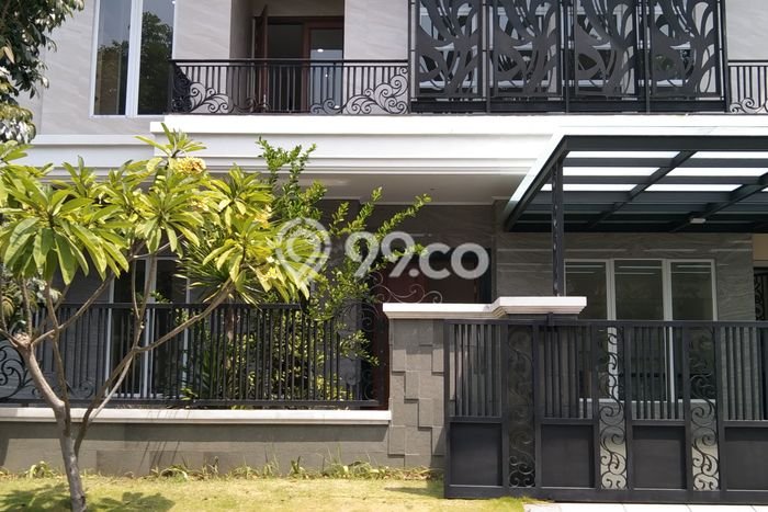 Hunian Elit LB 600m2 Siap Pakai Desain Elegan di Graha, Surabaya Hunian Elit LB 600m2 Siap Pakai Desain Elegan di Graha, Surabaya