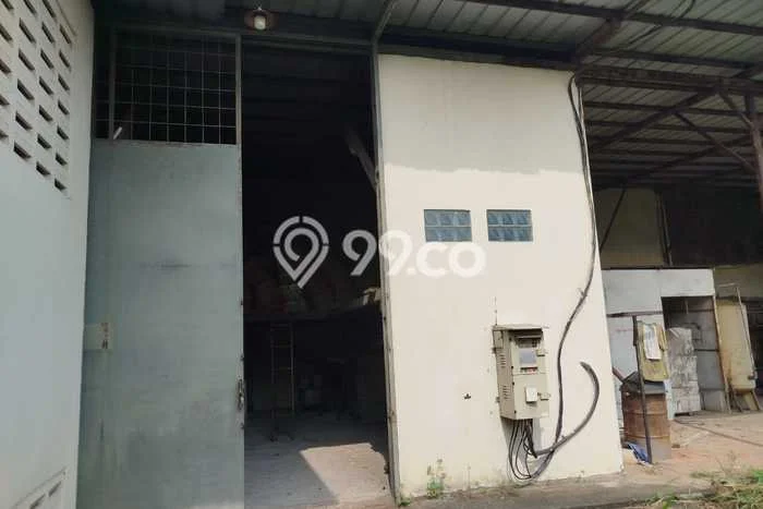Gudang Area Bisnis Kawasan Cimuning, Luas 800m², Mainroad Gudang Area Bisnis Kawasan Cimuning, Luas 800m², Mainroad