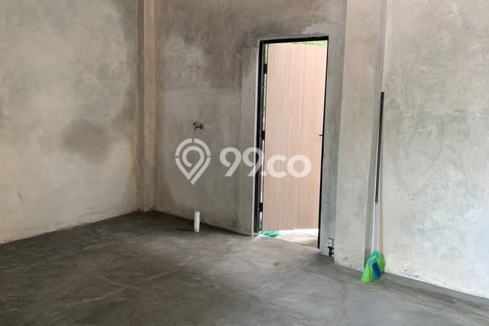 Disewakan Ruko komersial di Mlati luas bangunan 250m2 Disewakan Ruko komersial di Mlati luas bangunan 250m2